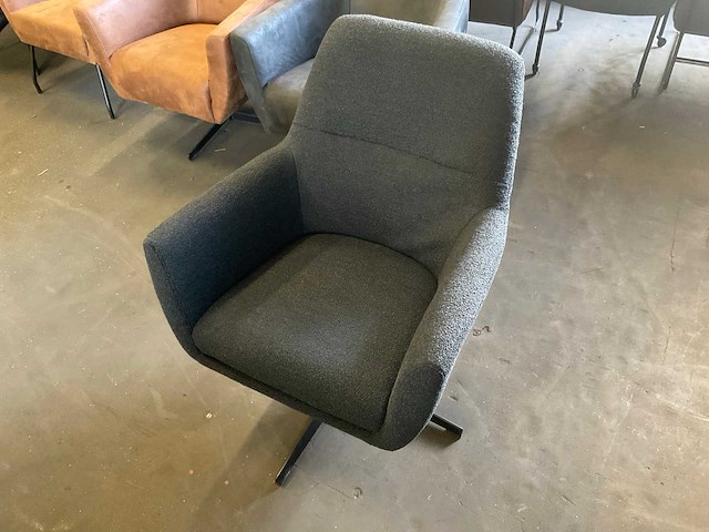 Draaibare fauteuil - afbeelding 1 van  2