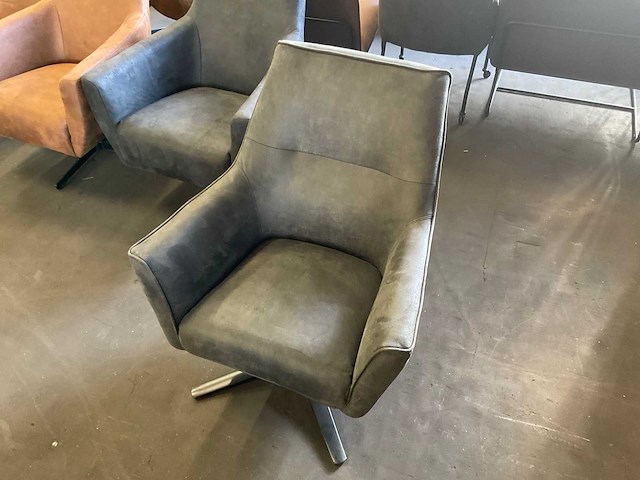 Draaibare fauteuil - afbeelding 2 van  4