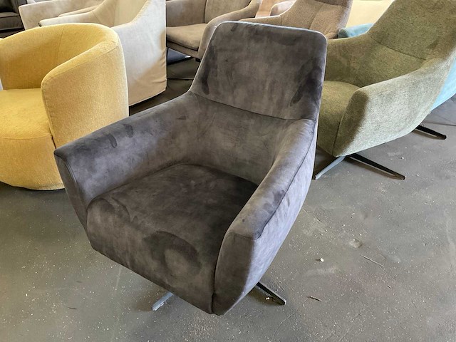 Draaibare fauteuil - afbeelding 1 van  5