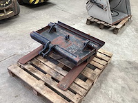 Draaibare vork voor shovel schaffer - afbeelding 1 van  5