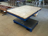 Draaibare werkbank - afbeelding 1 van  1