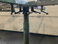 Draaibare werktafel - hoogte / lengte armen verstelbaar (2x) - afbeelding 2 van  4