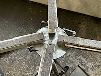 Draaibare werktafel - hoogte / lengte armen verstelbaar (2x) - afbeelding 3 van  5