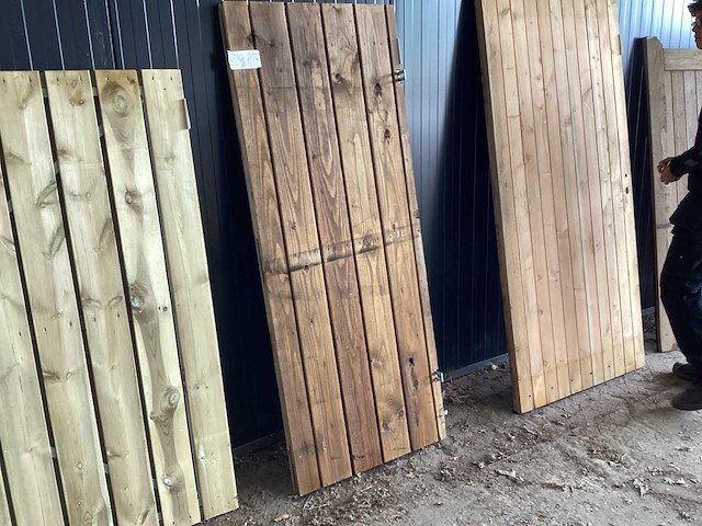 Draaideur tuinpoort - afbeelding 2 van  3