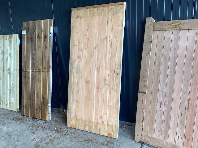 Draaideur tuinpoort - afbeelding 1 van  4