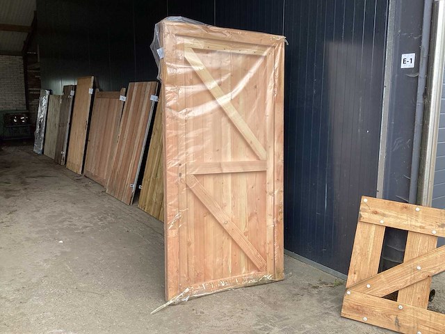 Draaideur tuinpoort - afbeelding 5 van  5