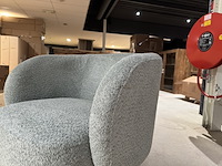 Draaifauteuil, home bound by ky, esmee, bouclégroen - afbeelding 3 van  6