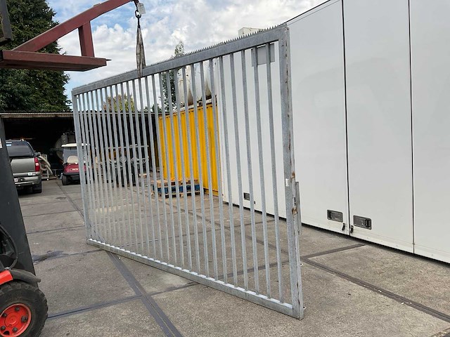Draaipoort - afbeelding 1 van  5