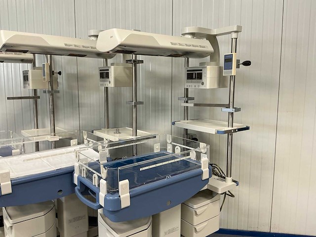 Dräger - 8010 - babywarmer - afbeelding 2 van  4