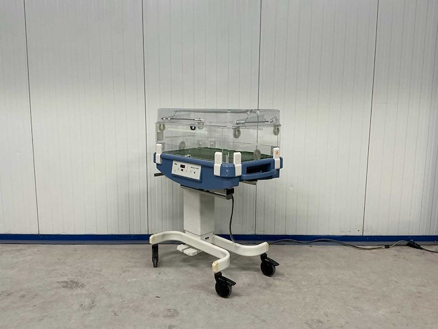 Dräger - babytherm 8000 wb - babywarmer - afbeelding 1 van  5