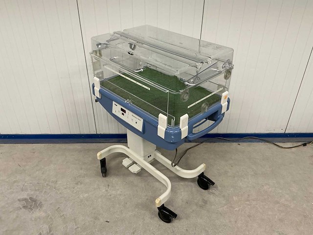 Dräger - babytherm 8000 wb - babywarmer - afbeelding 2 van  5
