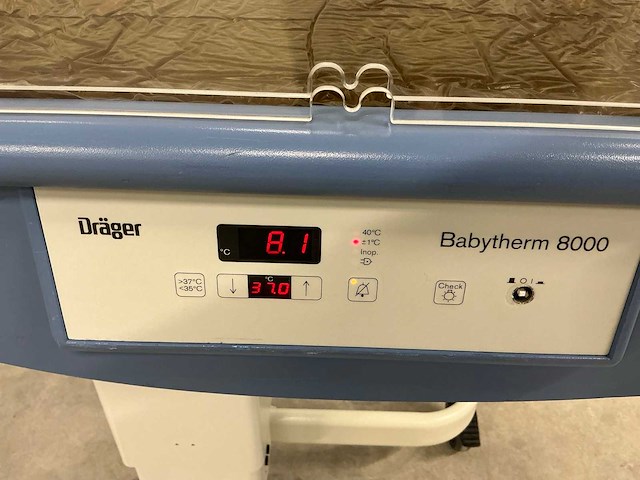 Dräger - babytherm 8000 wb - babywarmer - afbeelding 5 van  5