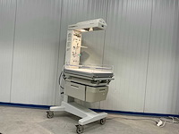 Dräger - babywarmer - afbeelding 1 van  2