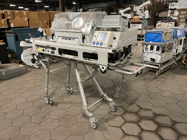 Dräger globe-trotter gt5400 neonataal transport systeem - afbeelding 10 van  12