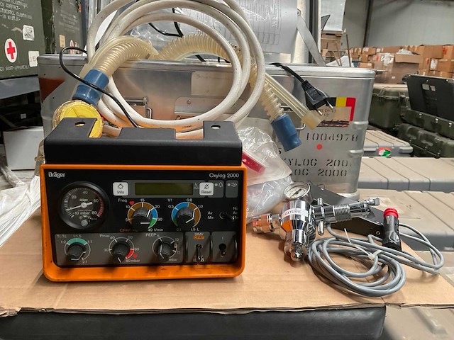 Dräger oxylog 2000 beademings apparat - afbeelding 4 van  11