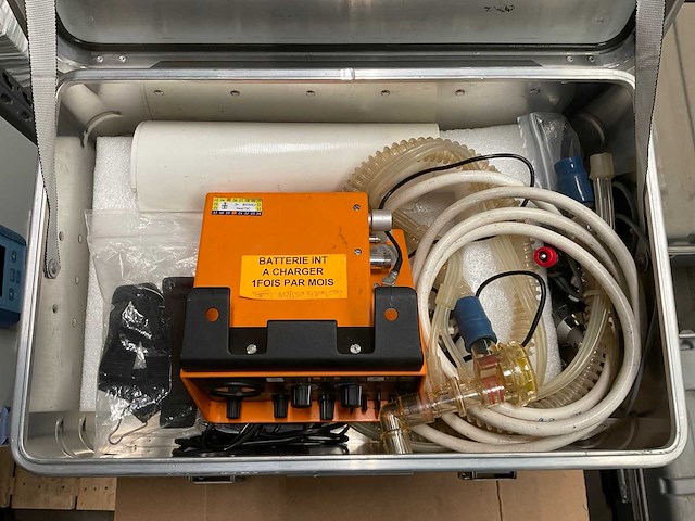 Dräger oxylog 2000 beademings apparat - afbeelding 9 van  11