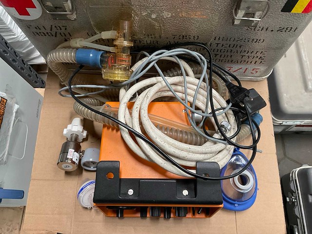 Dräger oxylog 2000 beademings apparat - afbeelding 4 van  10