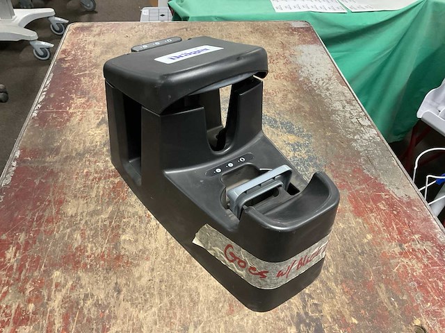 Dräger ucf 1600/3200 truck charger - afbeelding 1 van  5