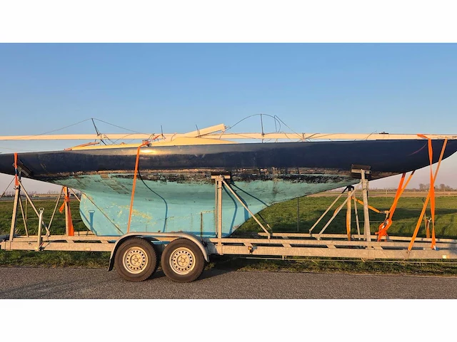 Dragon - classic sailing boat - afbeelding 5 van  11