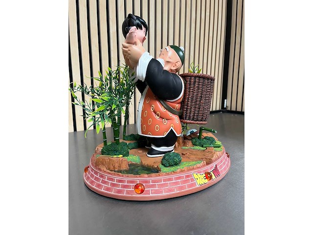 Dragon ball diorama – son gohan & grandpa gohan beeld - afbeelding 1 van  8