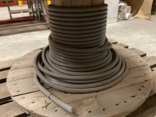 Draka 5g10mm2 vult dca installatiedraad op haspel - afbeelding 2 van  4