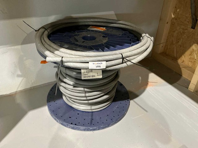 Draka hulta cca 4x10/10 kabel op haspel - afbeelding 1 van  4