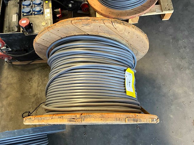Draka kabel op haspel (2x) - afbeelding 2 van  6