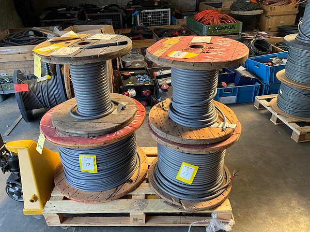Draka kabel op haspel (4x) - afbeelding 1 van  10