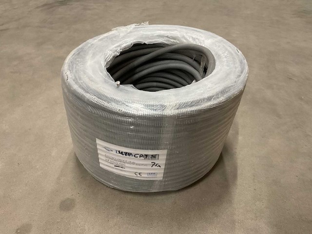 Draka u/utp cat.5e profit 16mm rol á +-75m voorbedraade flexibele buis - afbeelding 1 van  2