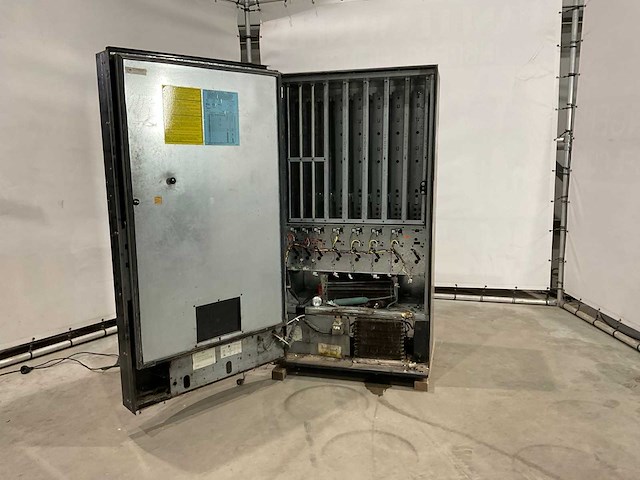 Drankautomaat - afbeelding 9 van  14