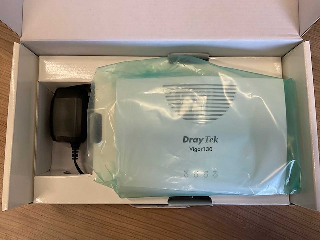 Draytek vigor 130 modem - afbeelding 4 van  5