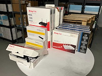 Draytek vigor2927 router (13x) - afbeelding 1 van  7