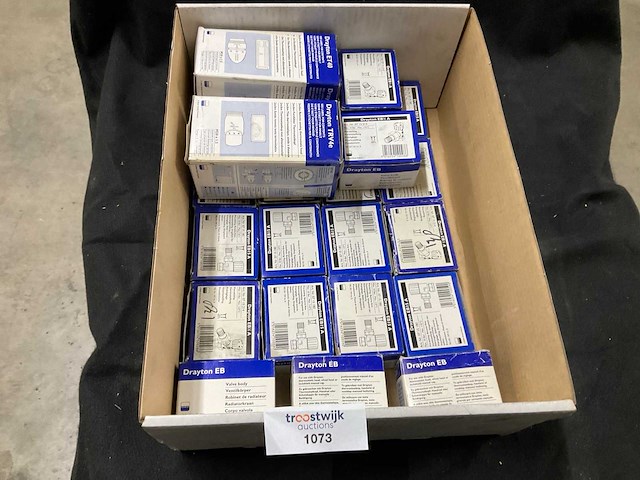 Drayton thermostatische radiatorkraan 07 15 214 (23x) - afbeelding 1 van  4