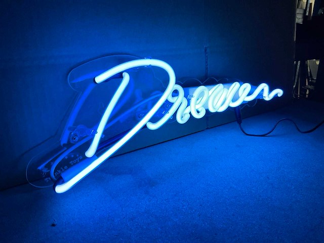 Dream glas neon wand - afbeelding 1 van  1