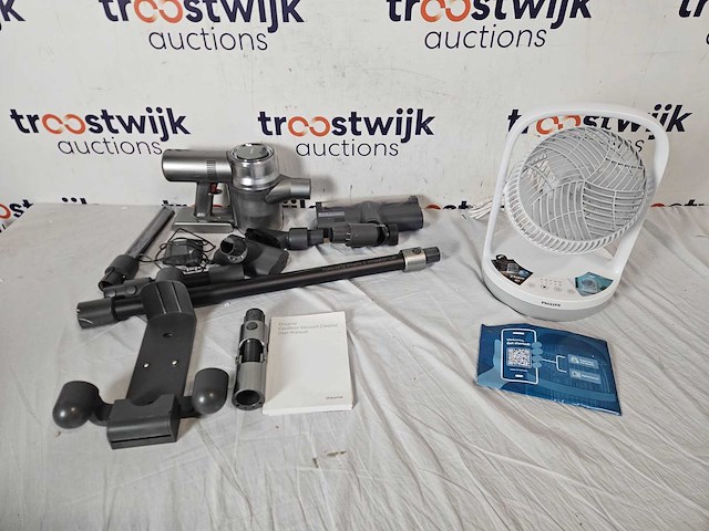Dreame v12 - steelstofzuiger - zakloos - grijs + phillips table fan 2000 series - afbeelding 1 van  3