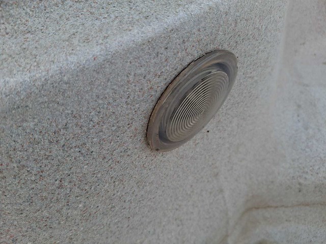 Dreammaker 4 persoons jacuzzi en buitenspa - afbeelding 3 van  29