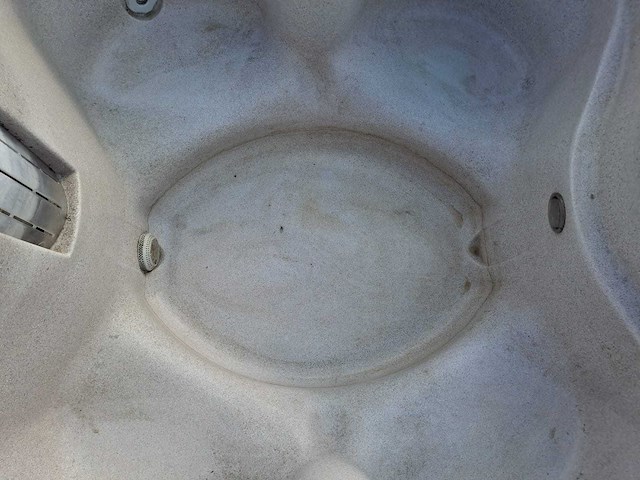 Dreammaker 4 persoons jacuzzi en buitenspa - afbeelding 18 van  19