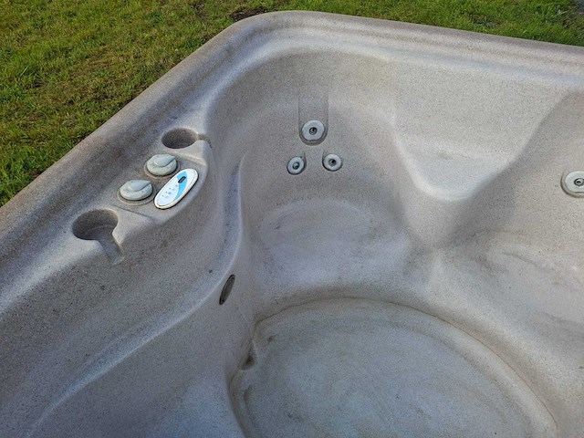 Dreammaker 4 persoons jacuzzi en buitenspa - afbeelding 19 van  19