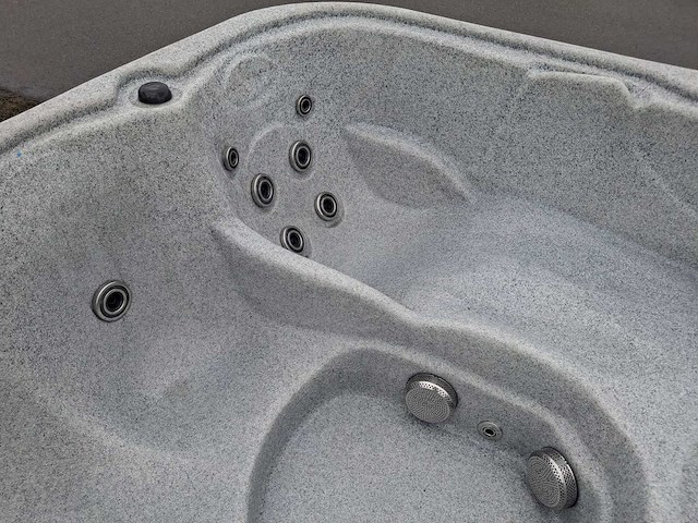 Dreammaker 5 persoons jacuzzi en buitenspa - afbeelding 6 van  25