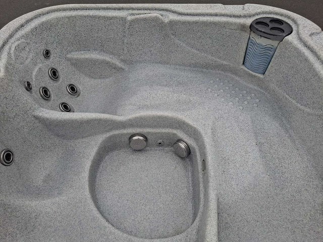 Dreammaker 5 persoons jacuzzi en buitenspa - afbeelding 2 van  21