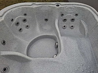 Dreammaker 5 persoons jacuzzi en buitenspa - afbeelding 9 van  25
