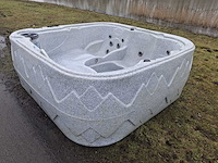 Dreammaker 5 persoons jacuzzi en buitenspa - afbeelding 18 van  25