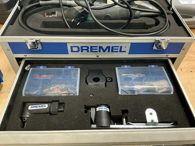 Dremel 4000 multitool - afbeelding 5 van  7