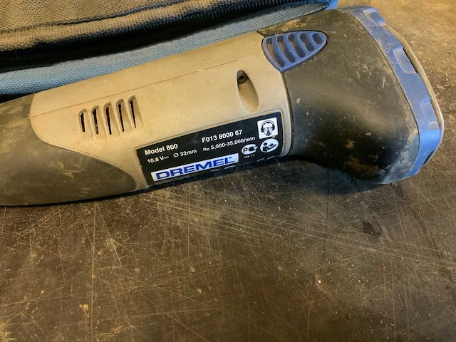 Dremel 800 multi-tool inclusief oplader - afbeelding 7 van  9