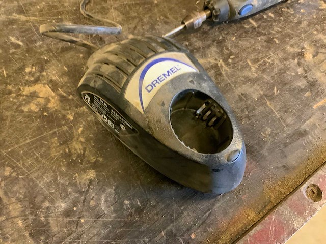 Dremel 800 multi-tool inclusief oplader - afbeelding 9 van  9