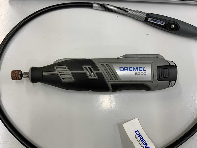 Dremel 8200/4000 multi-tool set - afbeelding 6 van  9