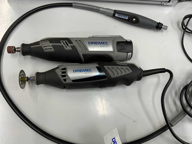 Dremel 8200/4000 multi-tool set - afbeelding 8 van  9