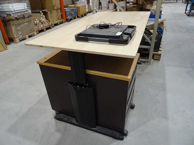 Drentea emmen - bureau met ladeblok - afbeelding 2 van  3