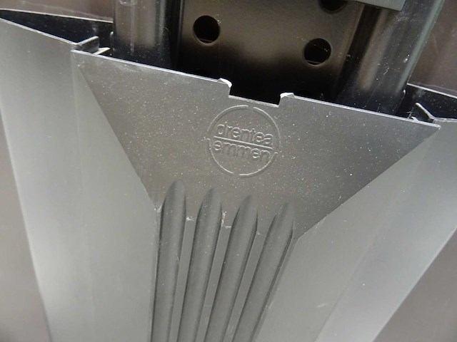 Drentea emmen - bureau met ladeblok - afbeelding 3 van  3