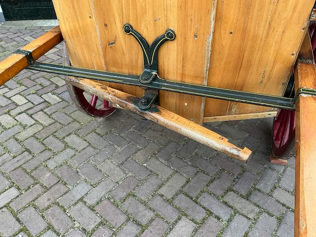 Dresseerkar - afbeelding 3 van  11